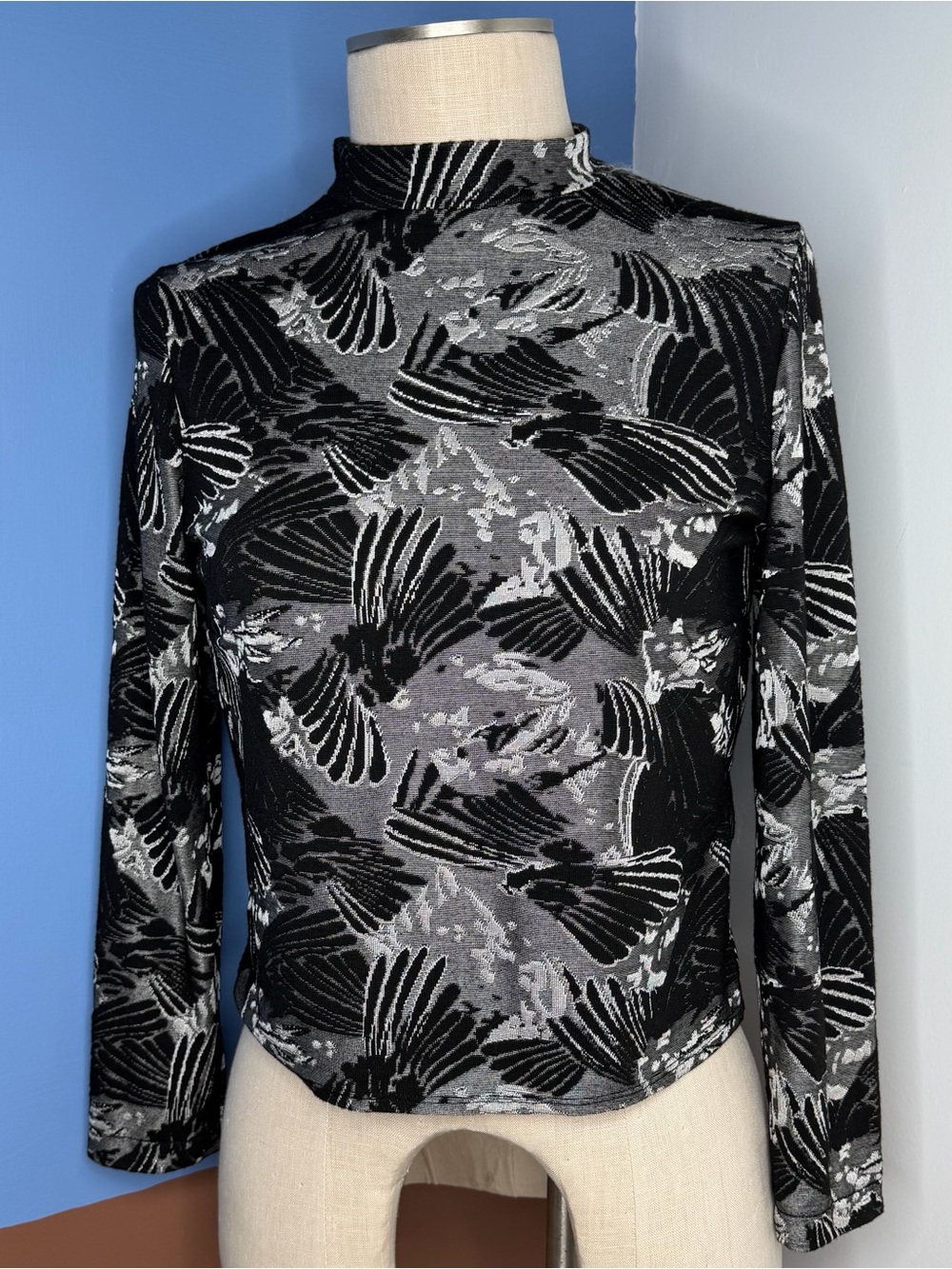 Monki Black & Gray Patterned Long-Sleeve Mock Neck Top Size Medium